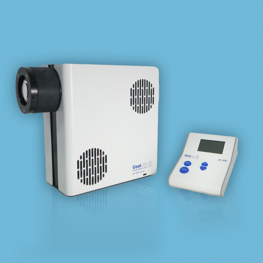 pE 400 focus adjuster with pod main view blue bg square