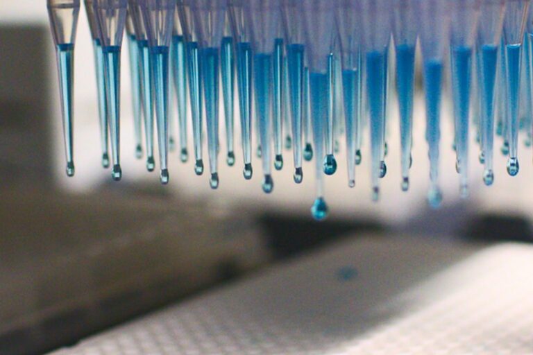 Exploring High Content Screening with LED Illumination